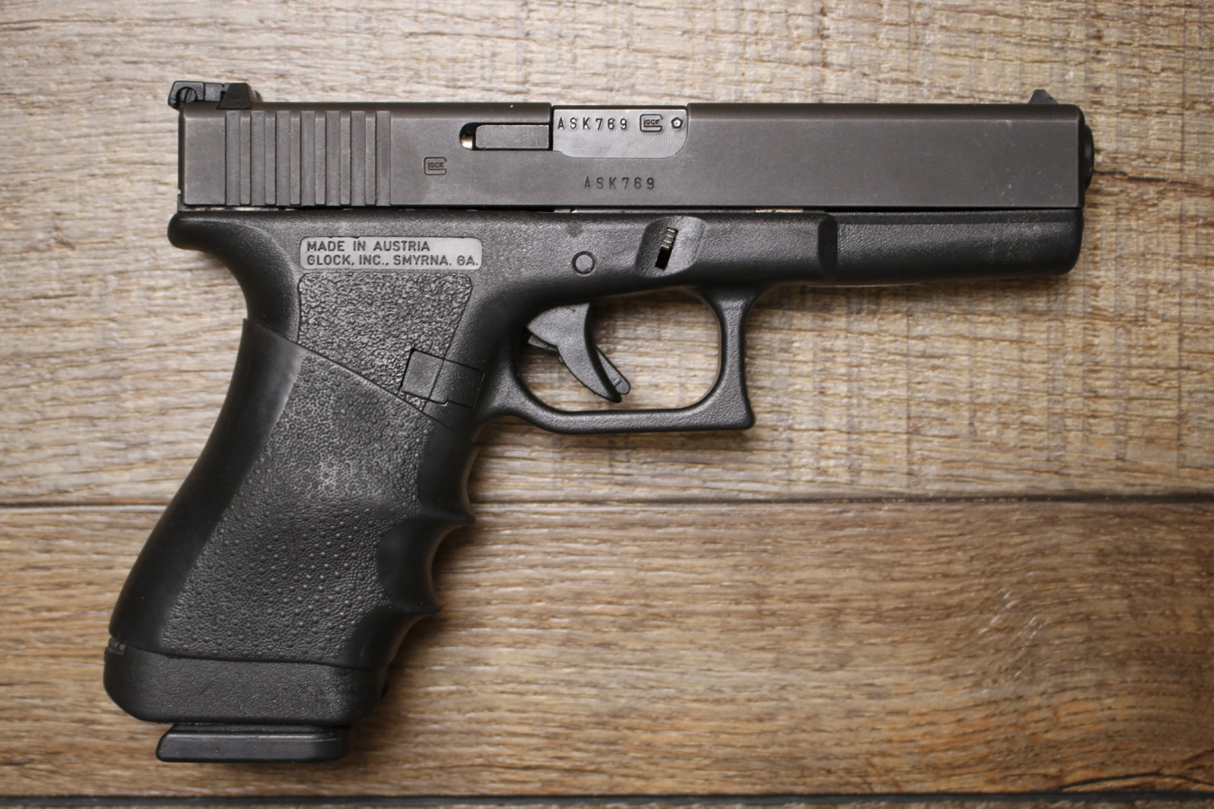 GLOCK 17 Gen2 9mm Police Trade-In Pistol