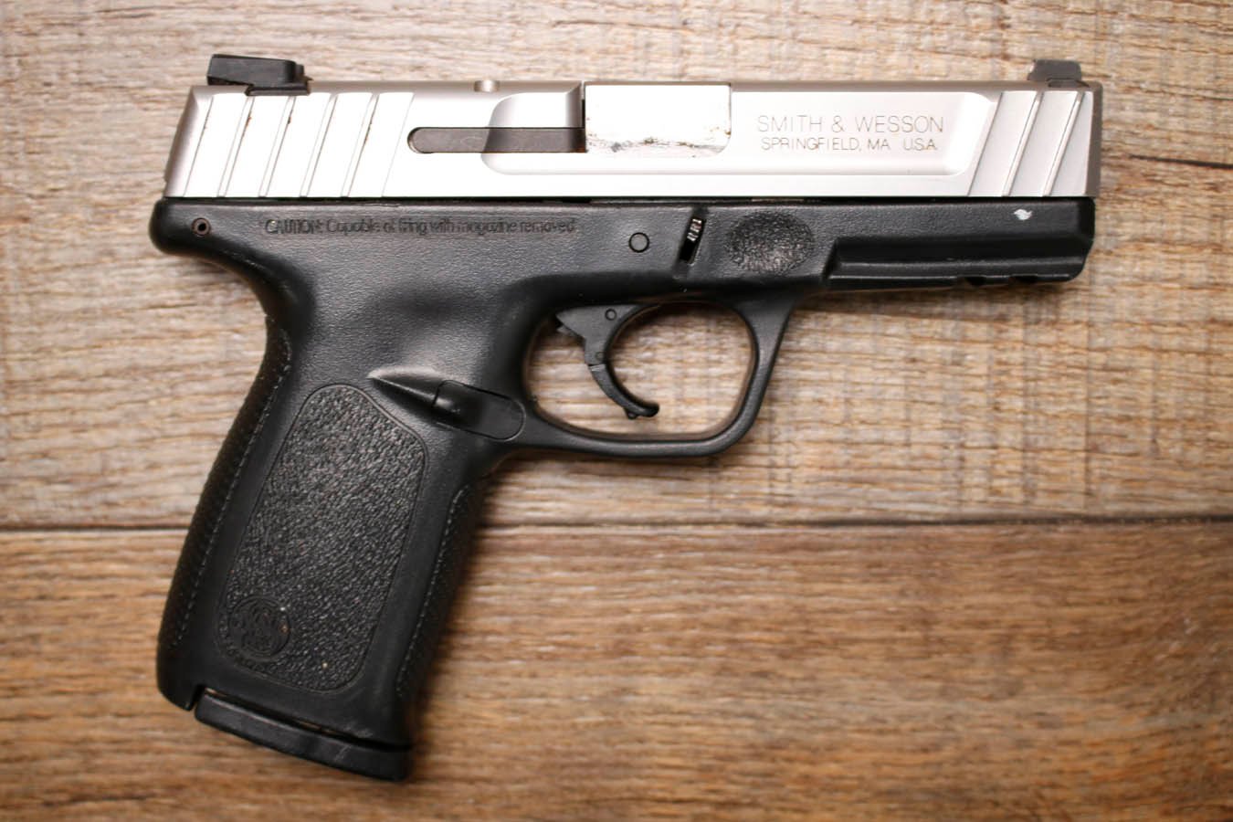 SMITH AND WESSON SD9VE 9mm Police Trade-In Pistol