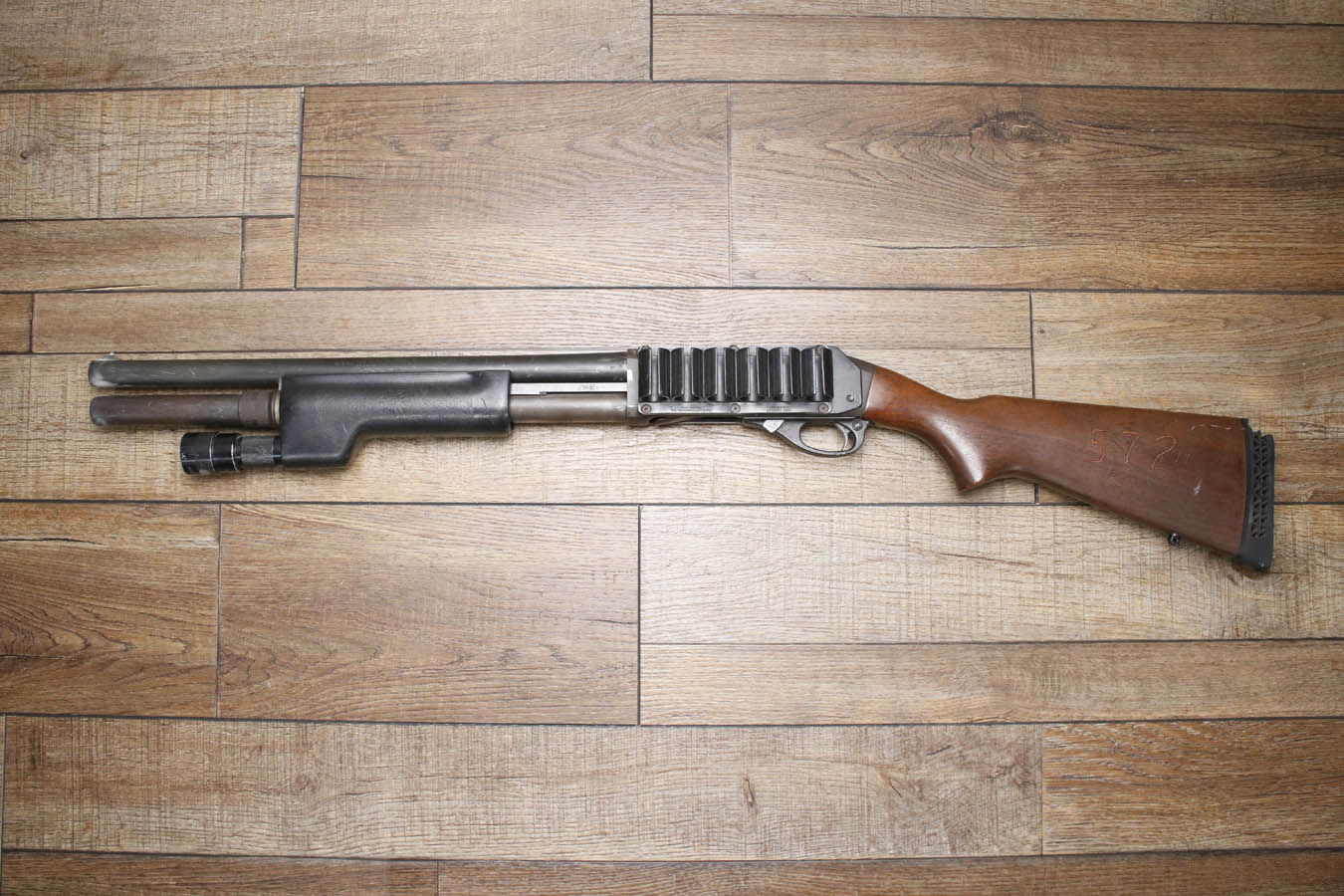 REMINGTON 870 Police Magnum 12GA Police Trade-In Shotgun with Flashlight