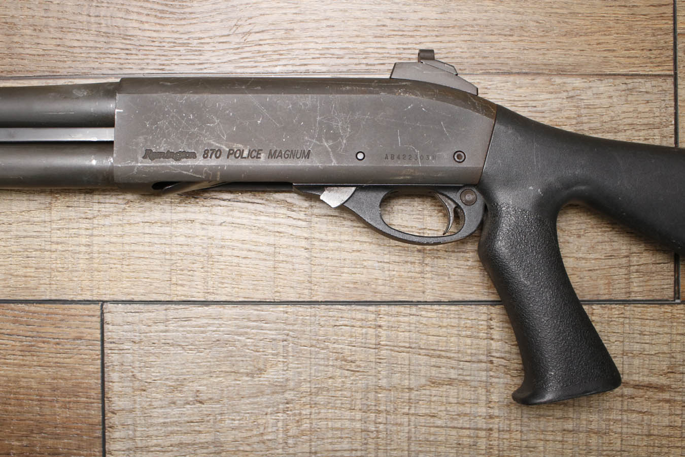 REMINGTON 870 Police Magnum 12GA Police Trade-In Shotgun with Sure Fire Flashlight