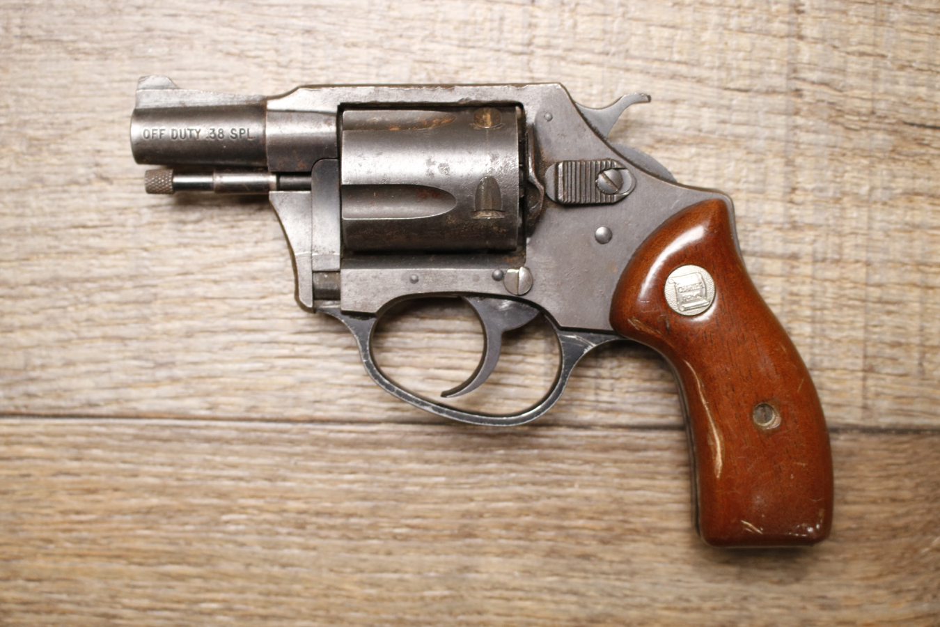 CHARTER ARMS Off Duty 38 SPL Police Trade-In Revolver