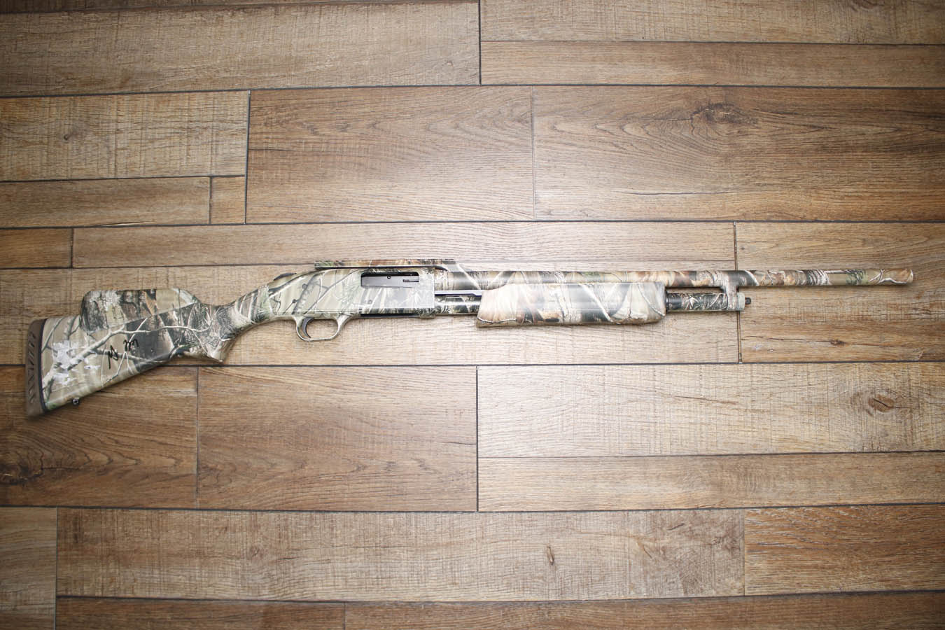 MOSSBERG 500 20 Gauge Police Trade-In Shotgun with Camo Finish