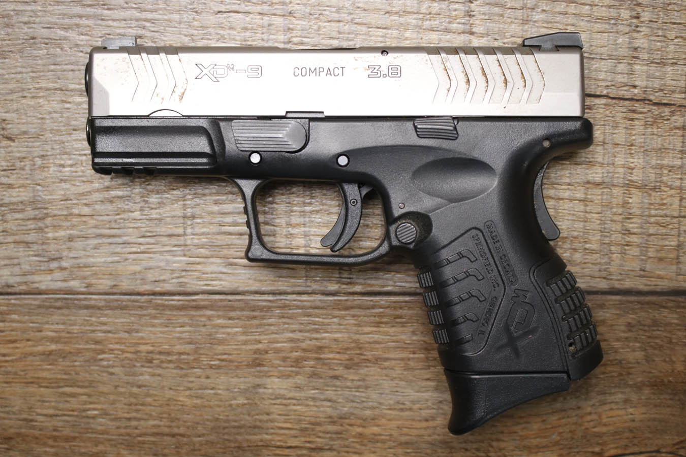 SPRINGFIELD XDM-9 Compact 9mm Police Trade-In Pistol with Stainless Slide and Original Box