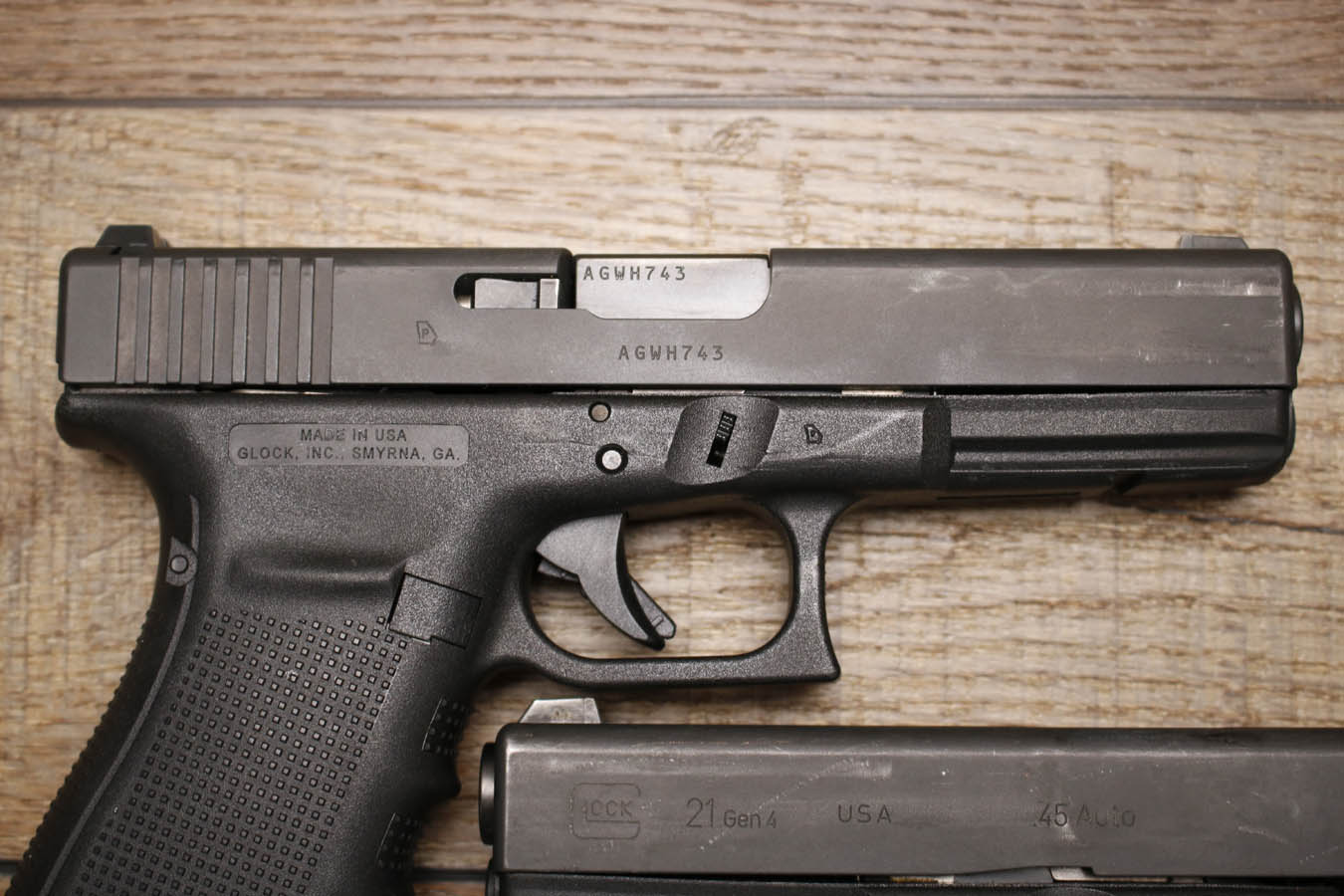 GLOCK 21 Gen 4 45 ACP U.S. Made Police Trade-In Pistol (Good Condition) with Night Sights