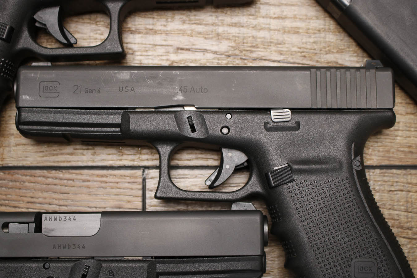 GLOCK 21 Gen 4 45 ACP U.S. Made Police Trade-In Pistol (Very Good Condition) with Night Sights