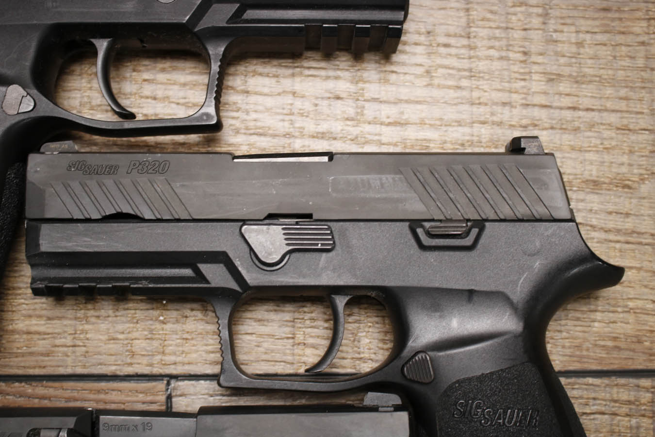 SIG SAUER P320 Compact 9mm Police Trade-in Pistol with Night Sights (Good Condition)