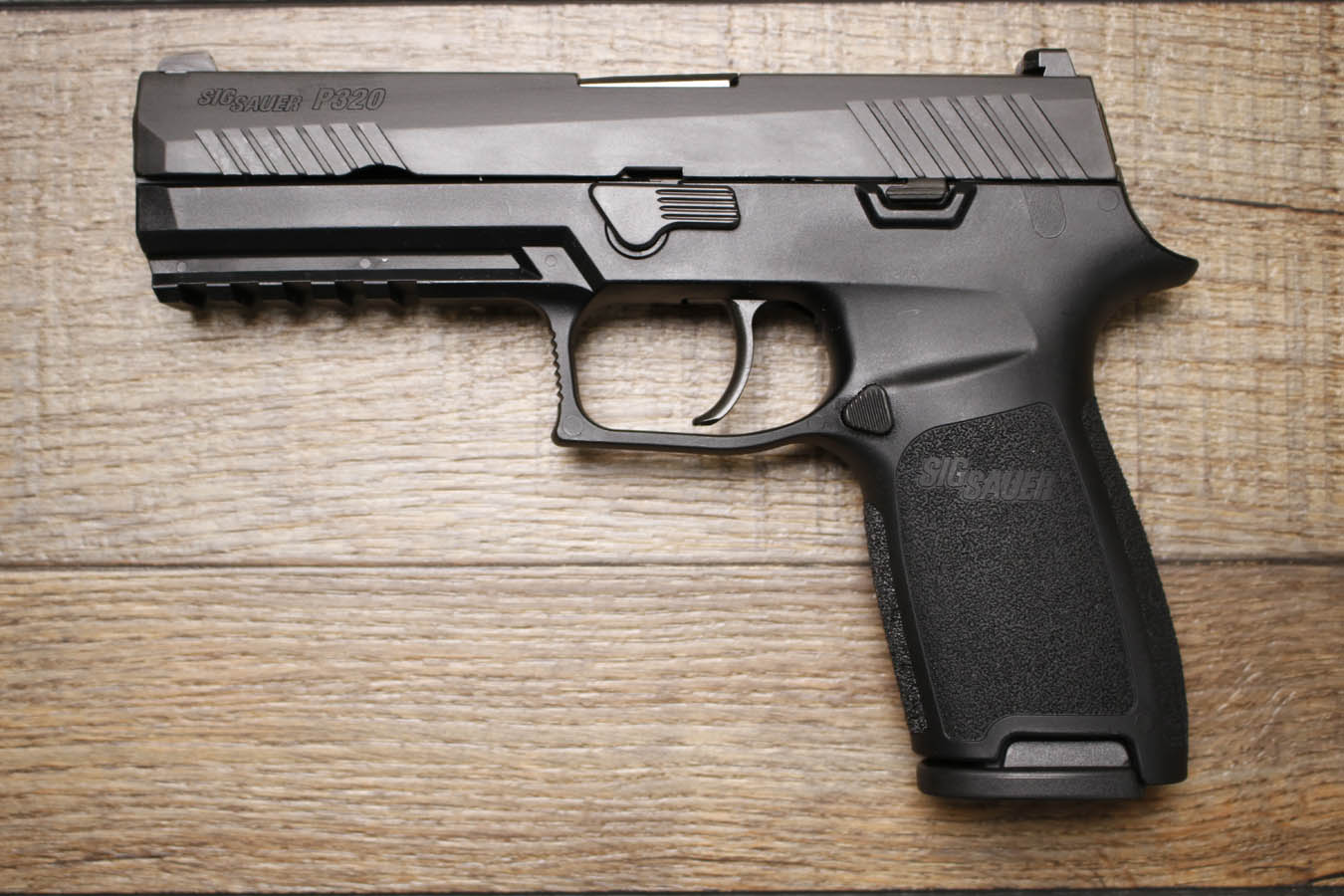 SIG SAUER P320 9mm Police Trade-In Pistol (Very Good Condition)