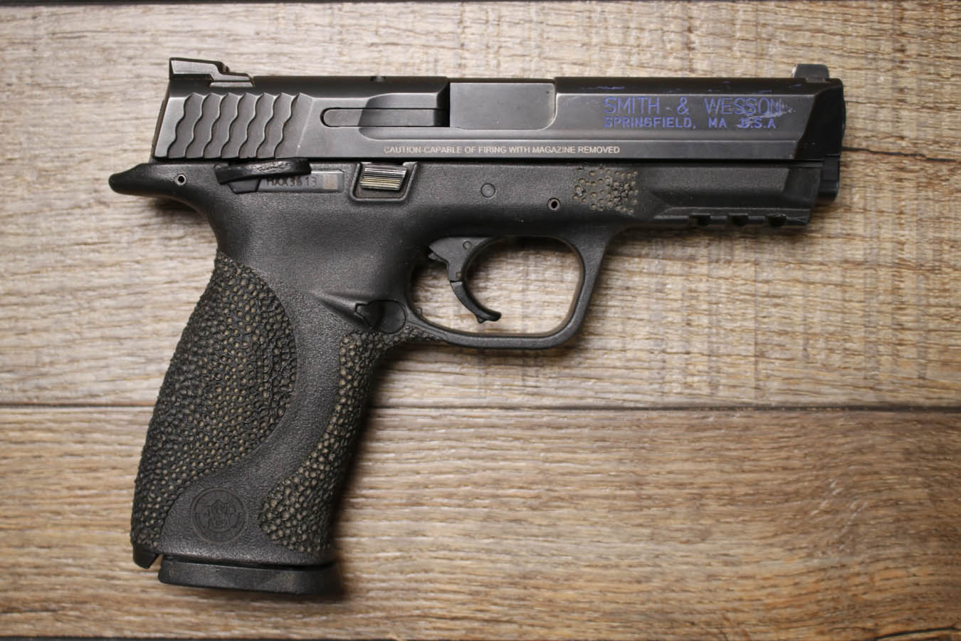 SMITH AND WESSON M&P9 1.0 9mm Police Trade-In Pistol