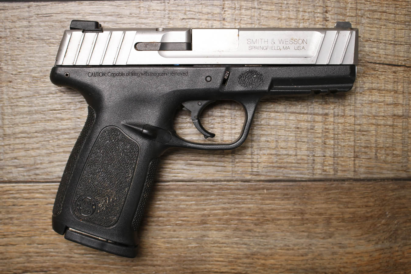 SMITH AND WESSON SD9VE 9mm Police Trade-In Pistol