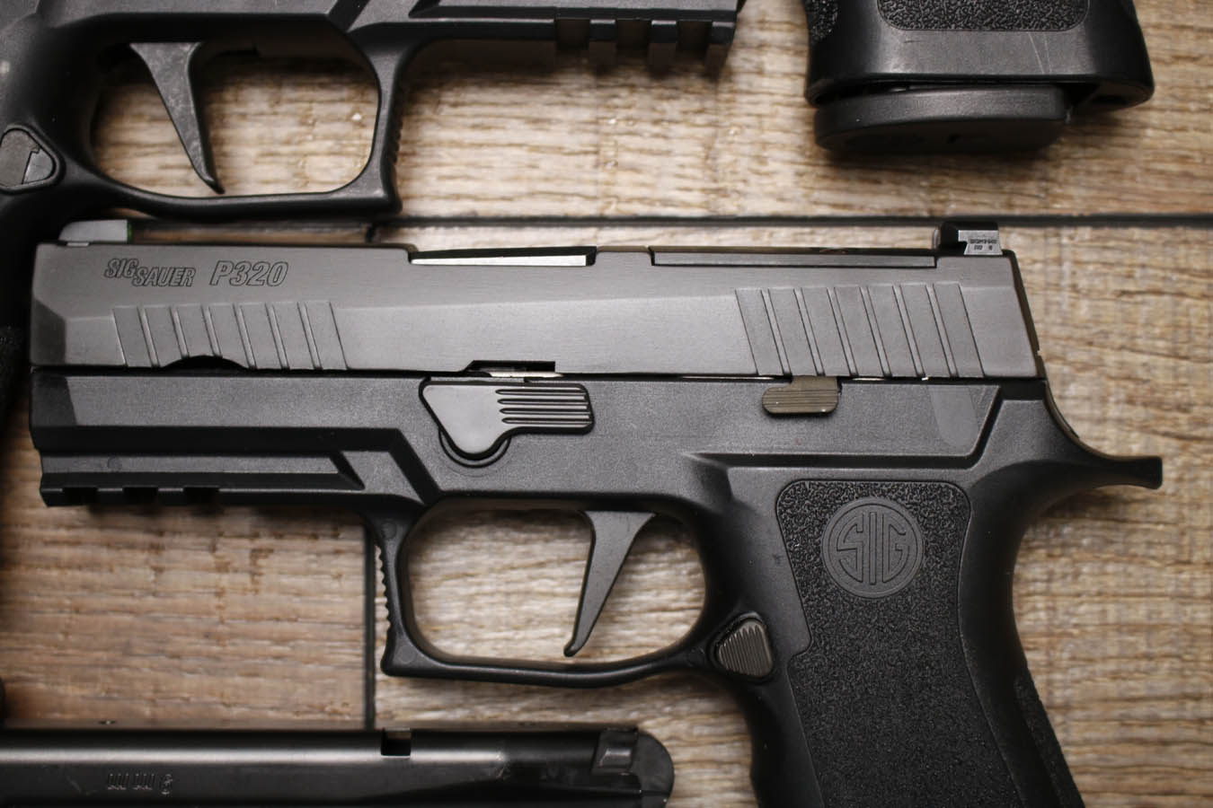 SIG SAUER P320 X-Carry 9mm Optic Ready Police Trade-in Pistols with Two Mags