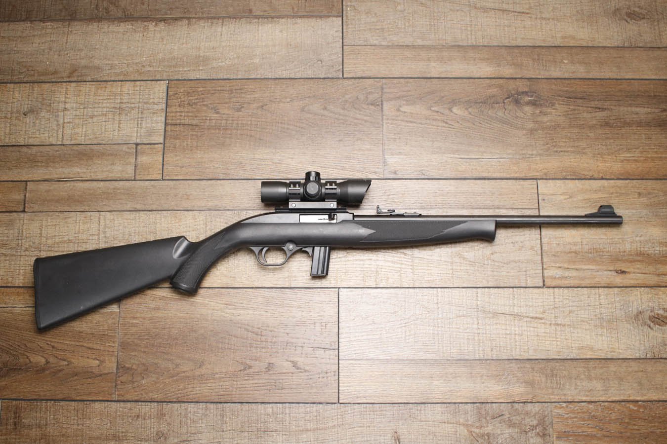 MOSSBERG 702 Plinkster 22LR Police Trade-In Rifle with Scope