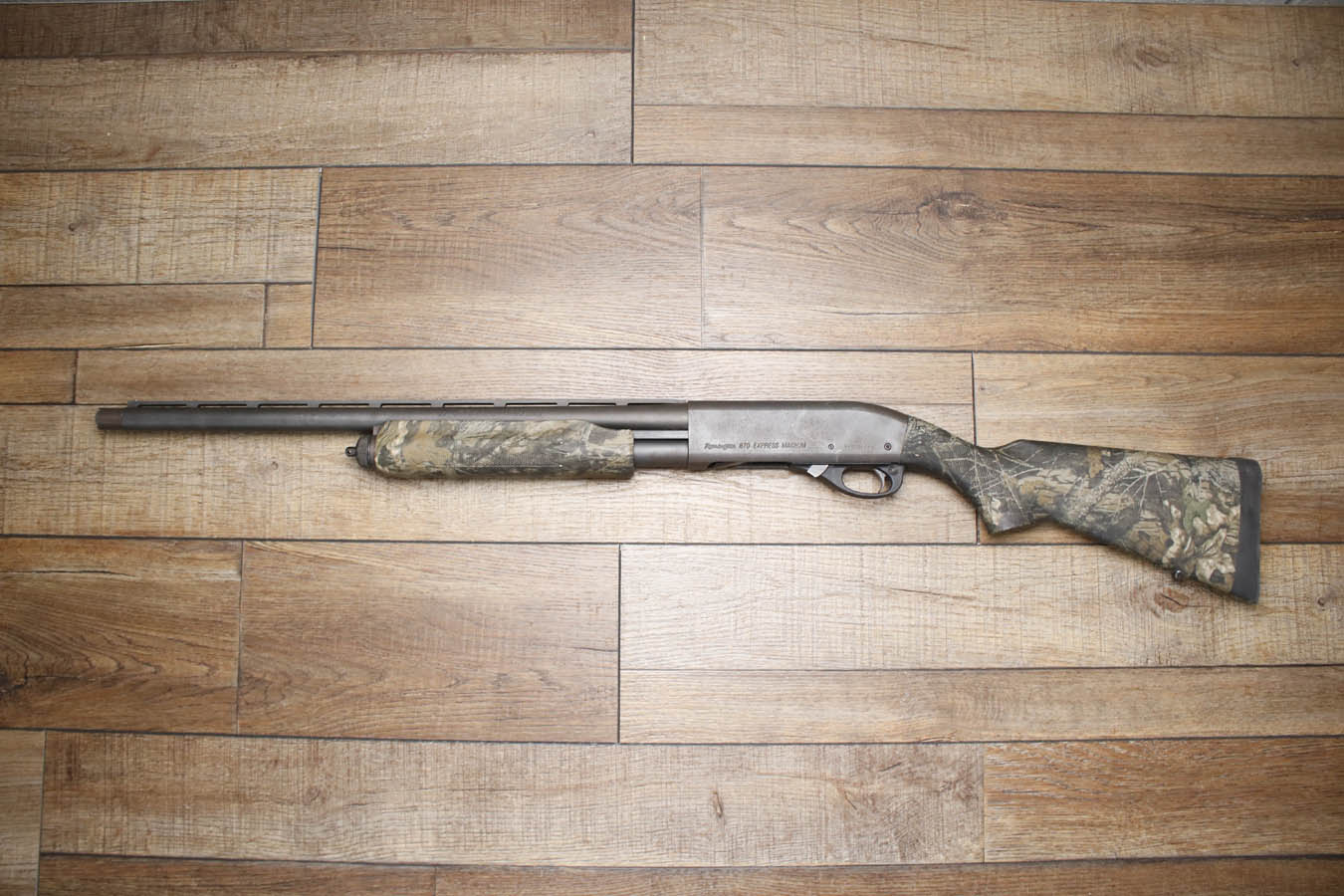REMINGTON 870 Express Magnum 12GA Police Trade-In Shotgun with Camo Stock