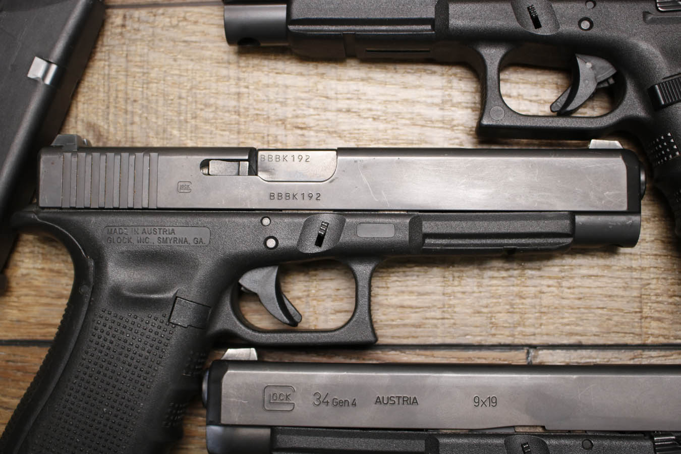 GLOCK 34 Gen4 9mm Police Trade-In Pistol with Night Sights (Good Condition)