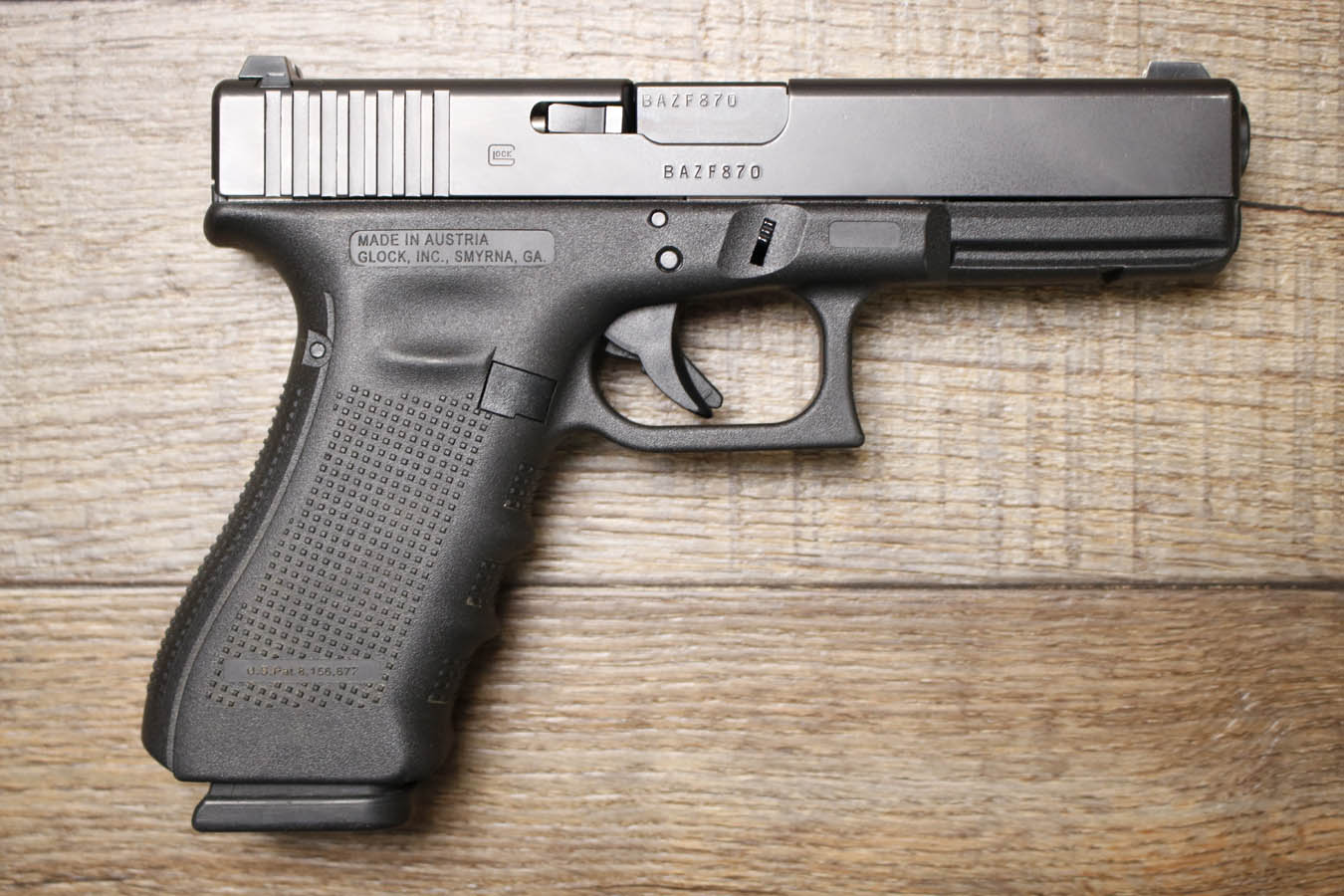 GLOCK 17 Gen4 9mm Police Trade-in Pistol (Good Condition)