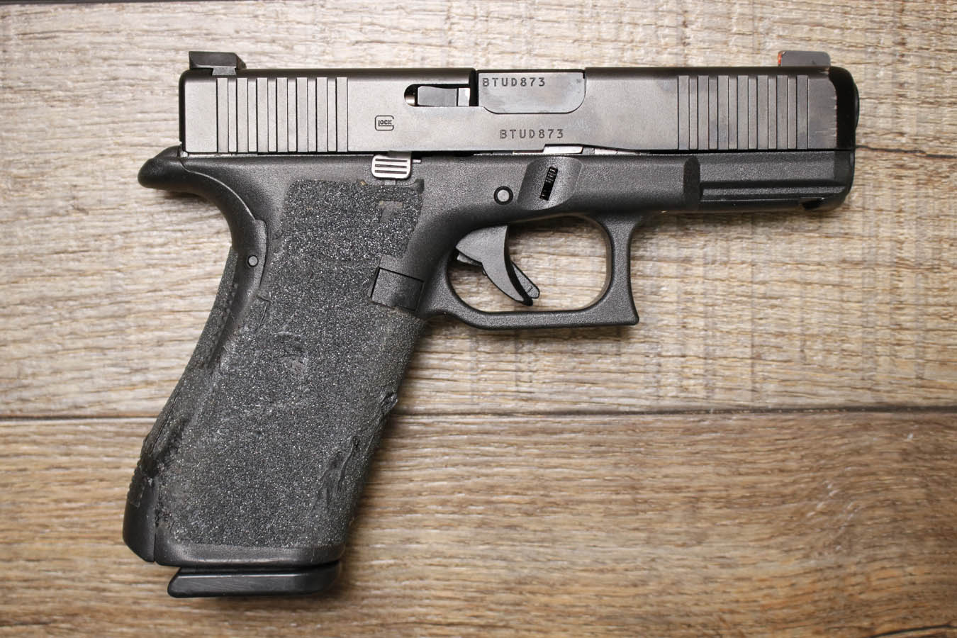 GLOCK 45 9mm Police Trade-In Pistol with Night Sights and Stippled Grip (Good Condition)