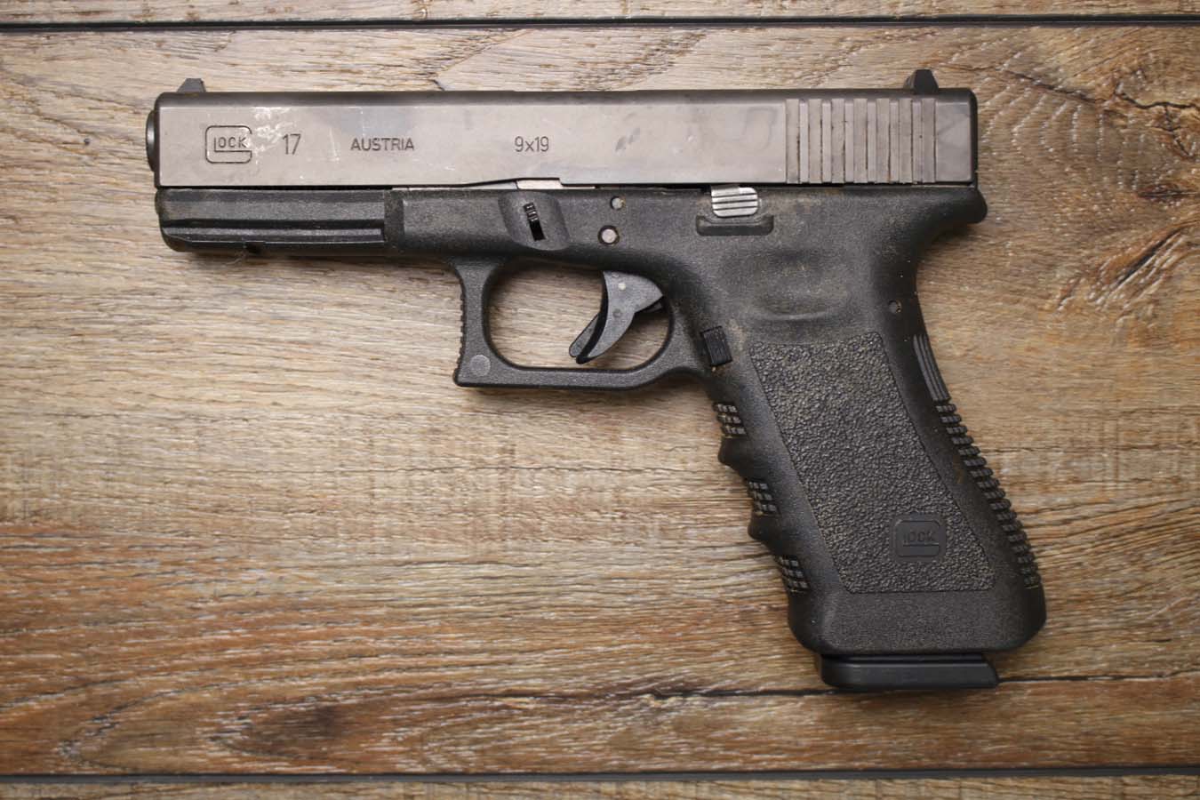 GLOCK 17 Gen3 9mm Police Trade-In Pistol