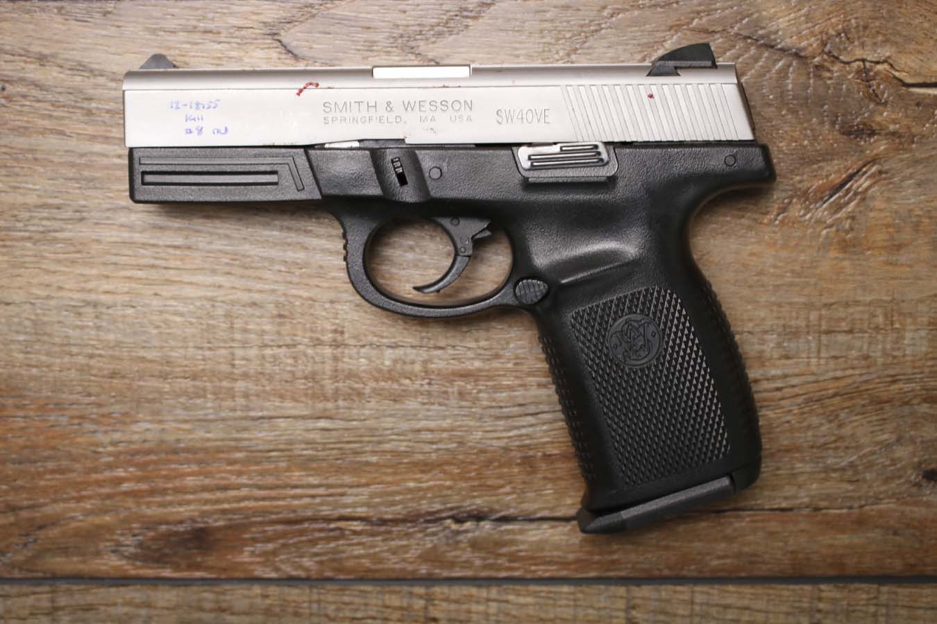 SMITH AND WESSON SW40 VE 40 S&W Police Trade-In Pistol 