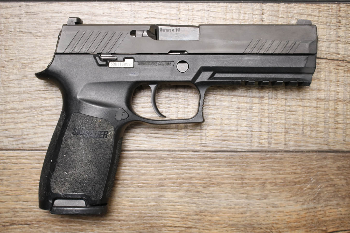 SIG SAUER P320 9mm Police Trade-In Pistol (Very Good Condition)