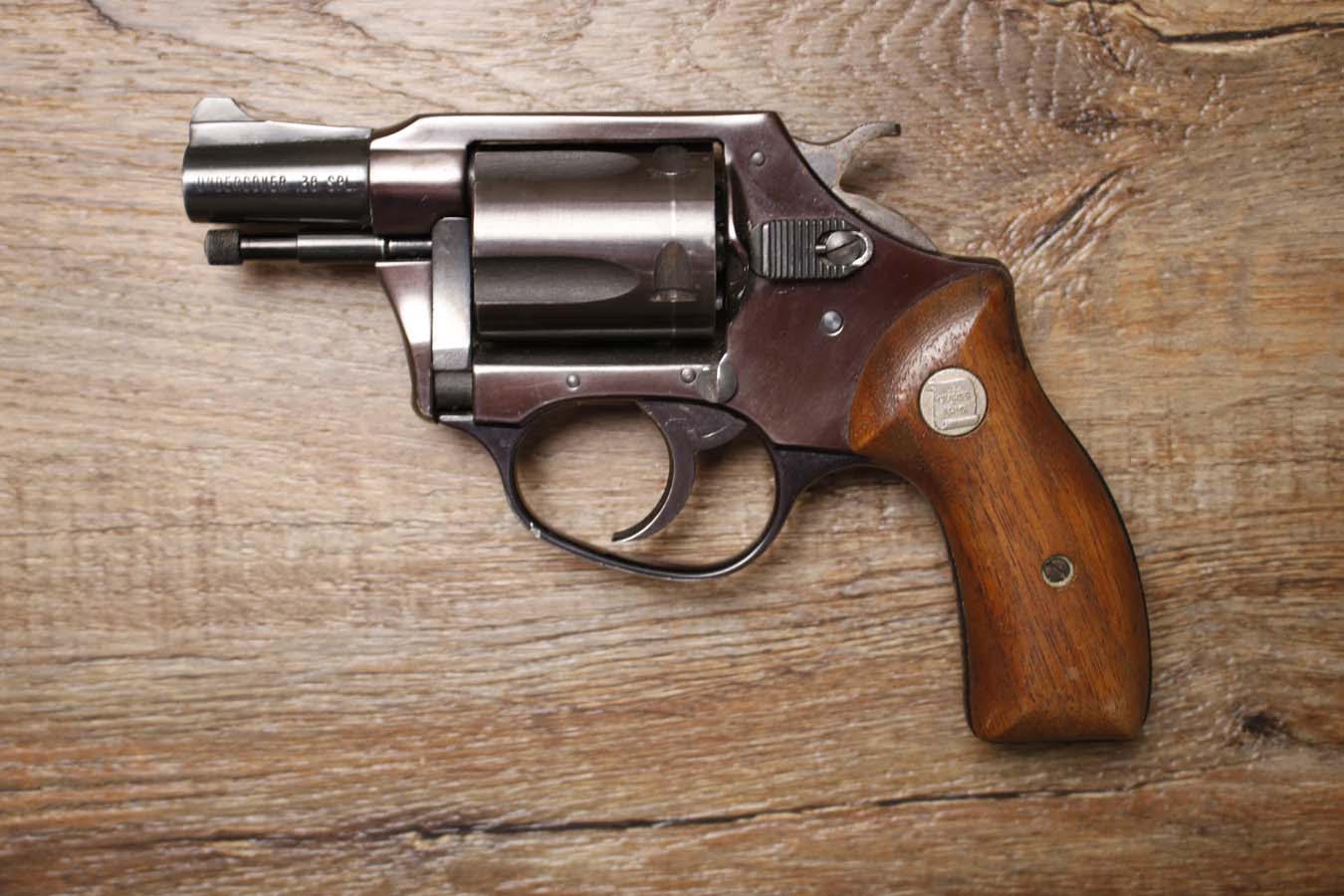 CHARTER ARMS Undercover 38 Special Police Trade-In Revolver