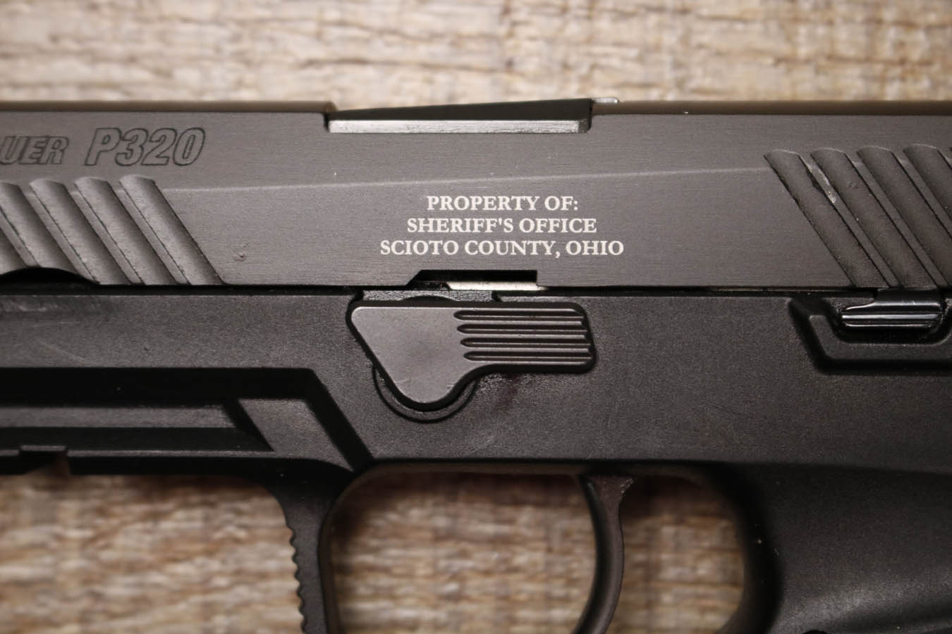 SIG SAUER P320 Carry 9mm Police Trade-In Pistol with Scioto County Sheriffs Office Stamp (Very Good Condition