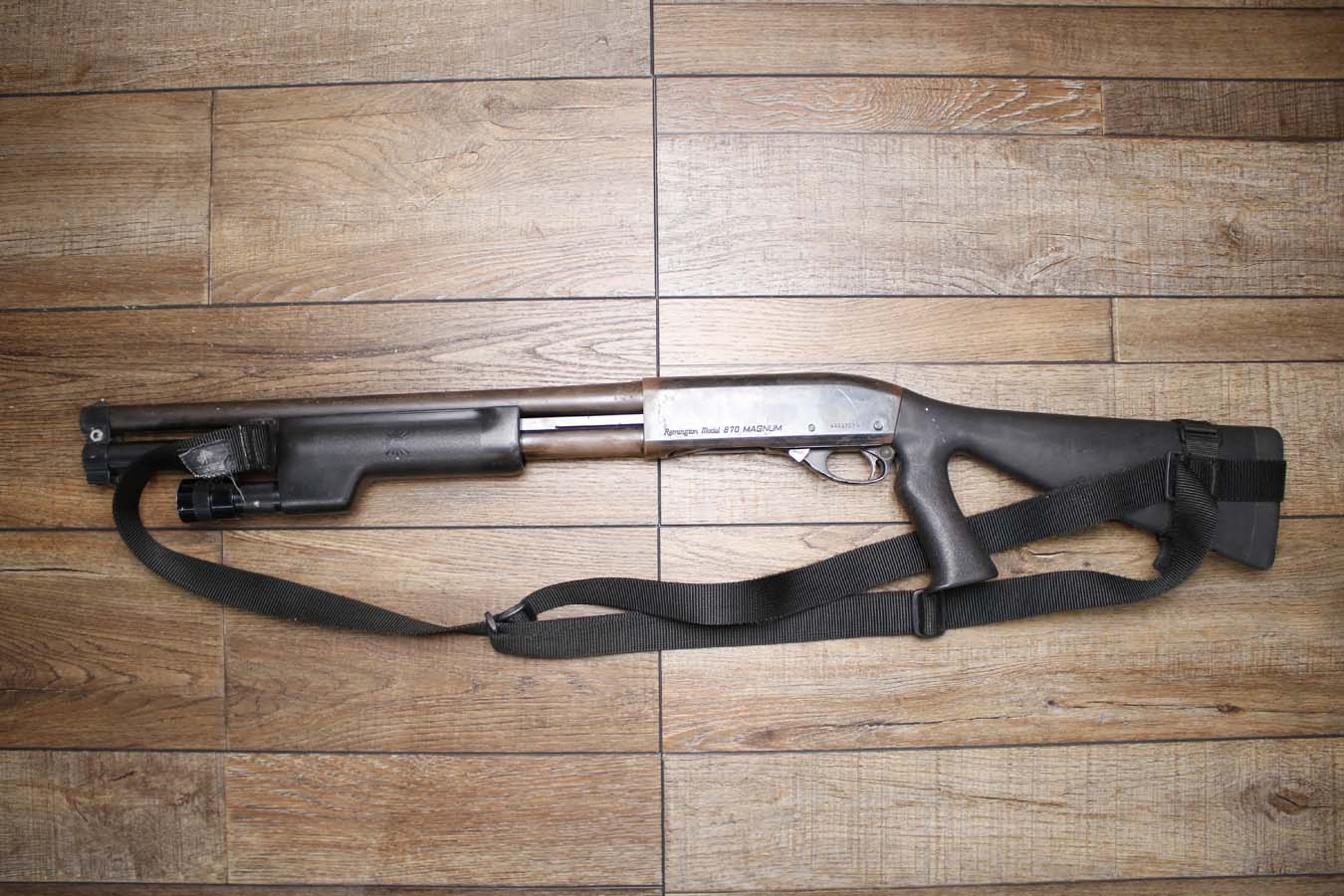 REMINGTON 870 Magnum 12GA Police Trade-In Shotgun with Flashlight Forend