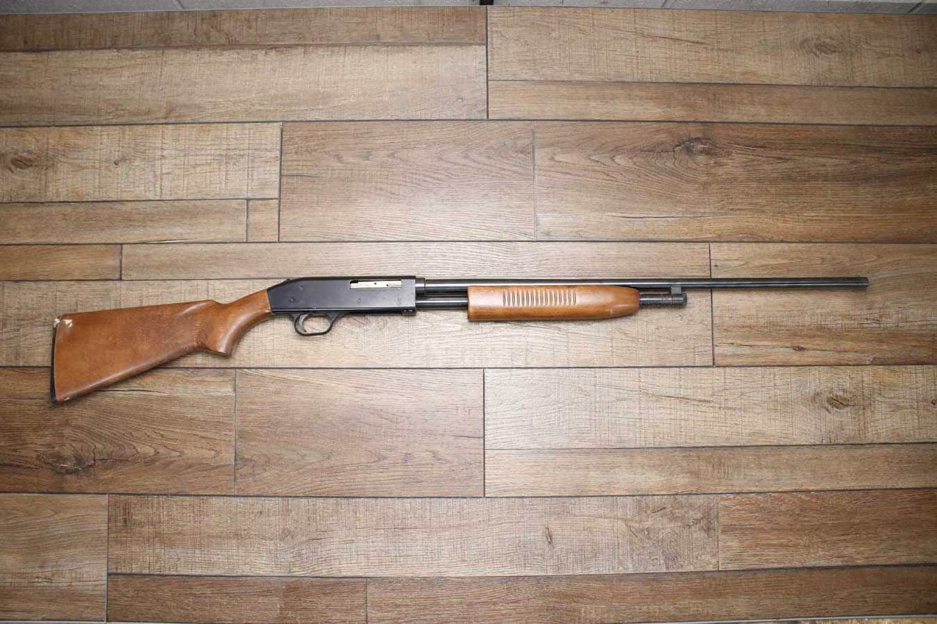 WESTERN FIELD M550ED 410 Bore Police Trade-In Shotgun