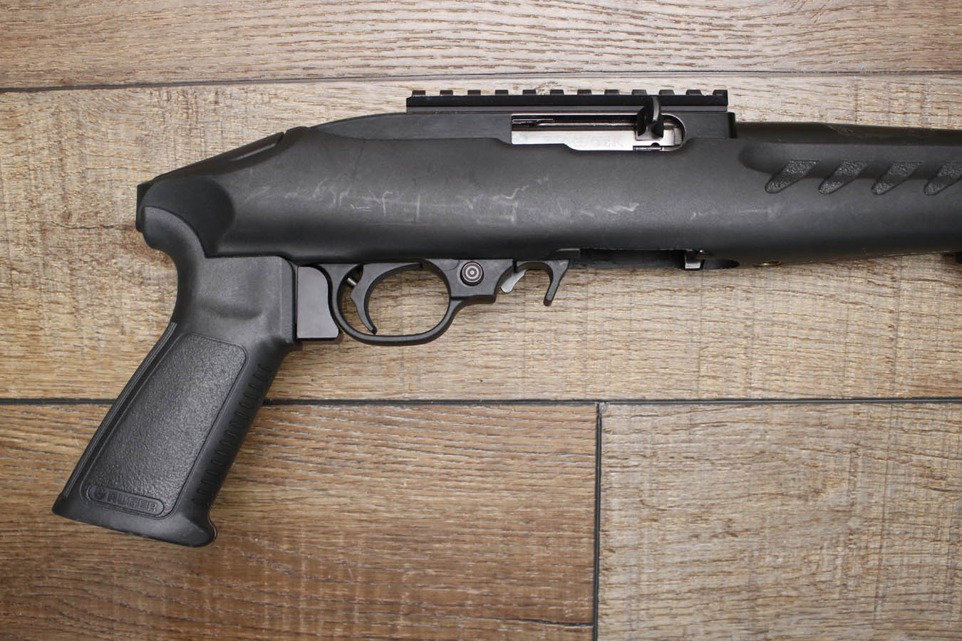 RUGER 22 Charger 22LR Police Trade-In Pistol with Threaded Barrel (No Magazine)