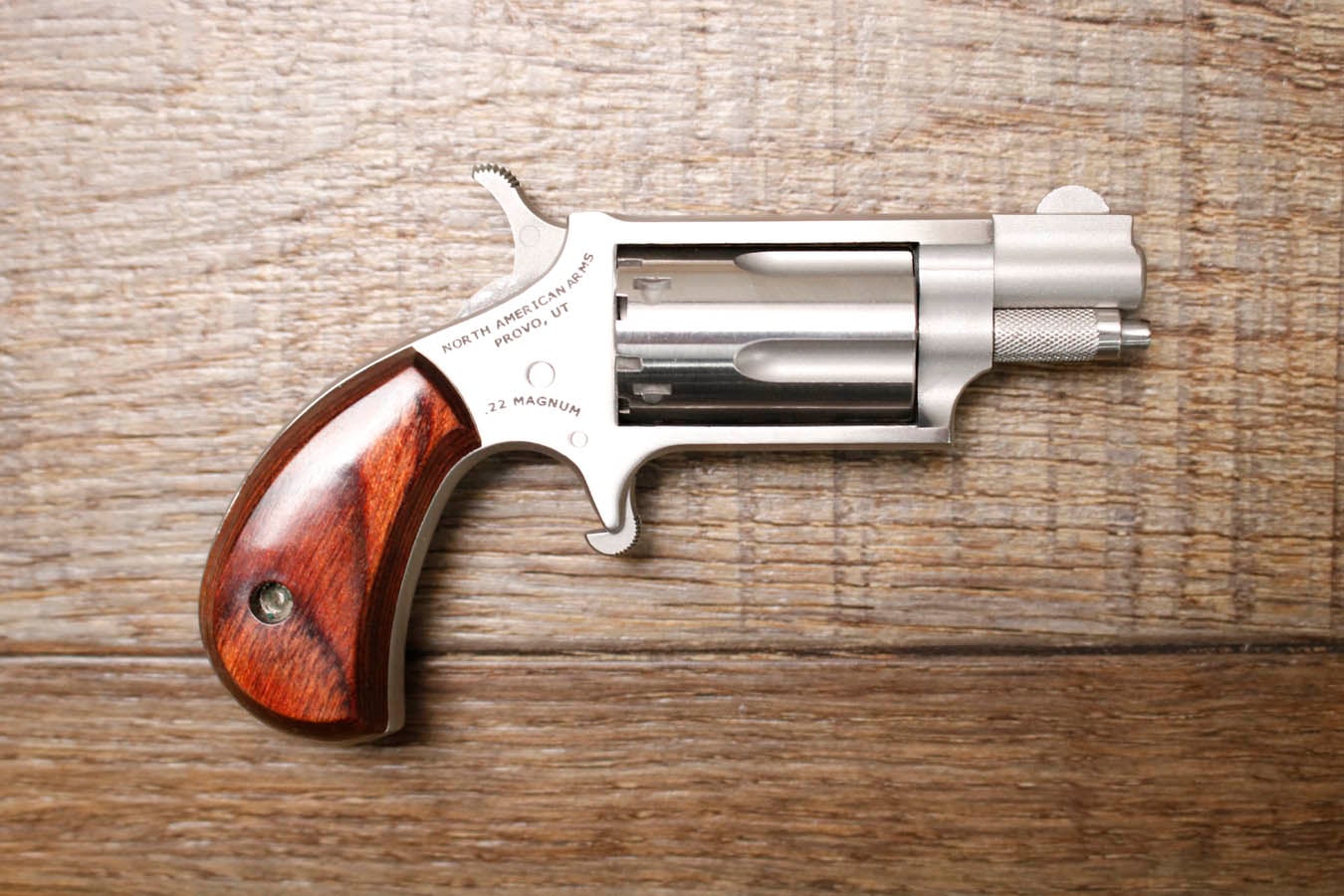 NORTH AMERICAN ARMS 22LR/22WMR Comvertable Mini Police Trade-in Revolver with Extra Cylinder