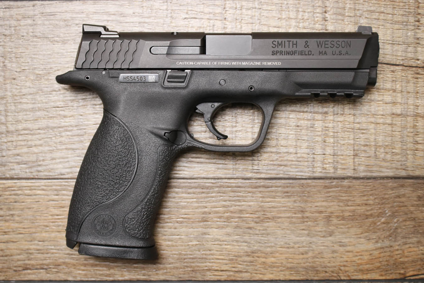 SMITH AND WESSON M&P40 40 S&W Police Trade-In Pistol
