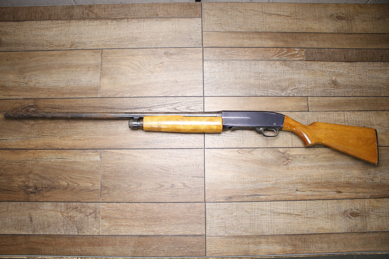 WINCHESTER M-200 12 GA Police Trade-In Shotgun