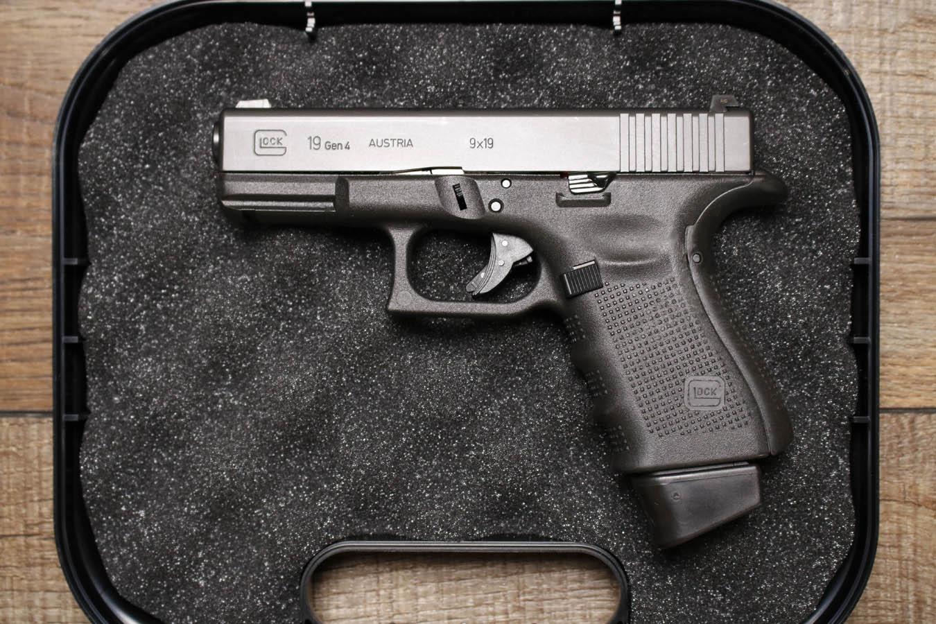 GLOCK 19 Gen 4 9mm Police Trade-In Pistol