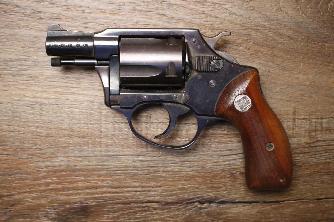 CHARTER ARMS Undercover 38 SPL Police Trade-In Revolver