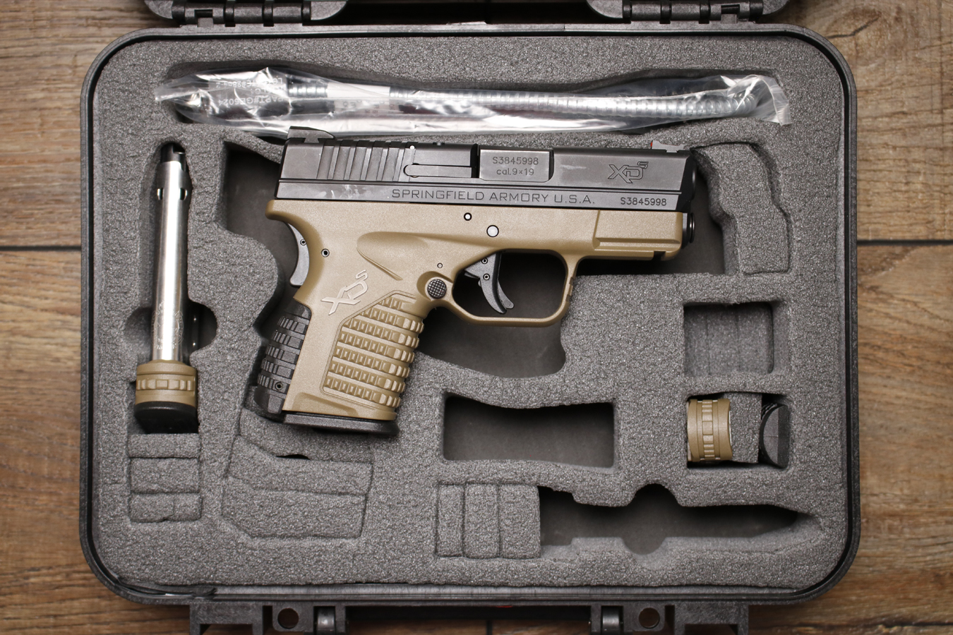 SPRINGFIELD XDS 9mm FDE Police Trade-In Pistol with Original Box and Three Magazines