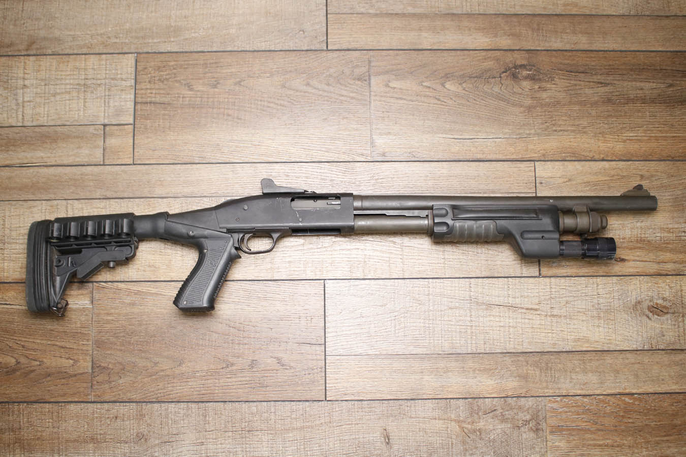 MOSSBERG M590A1 12GA Police Trade-In Shotgun with SureFire Forend