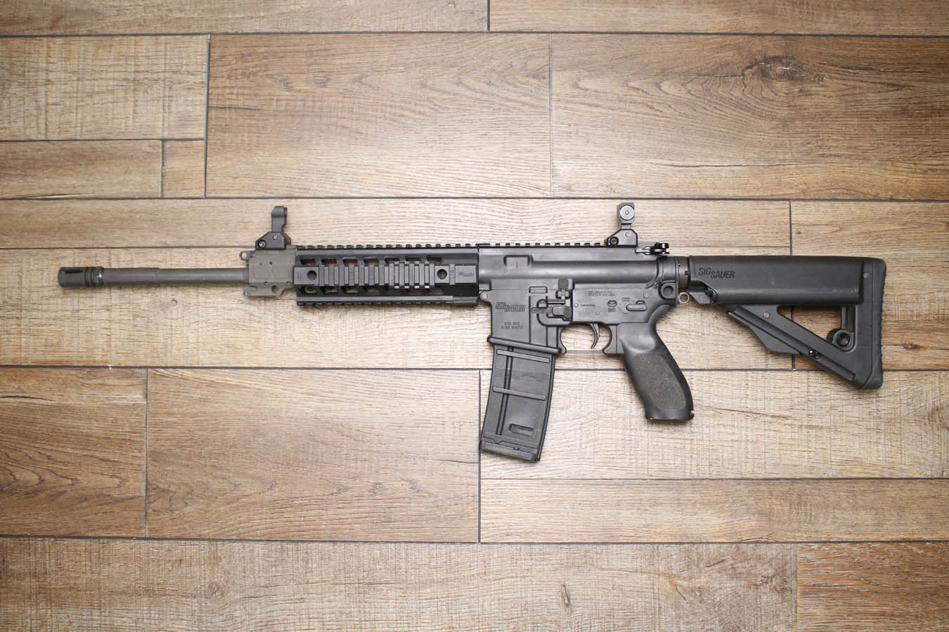 SIG SAUER SIG556 5.56mm Gas Piston Police Trade-in Rifle