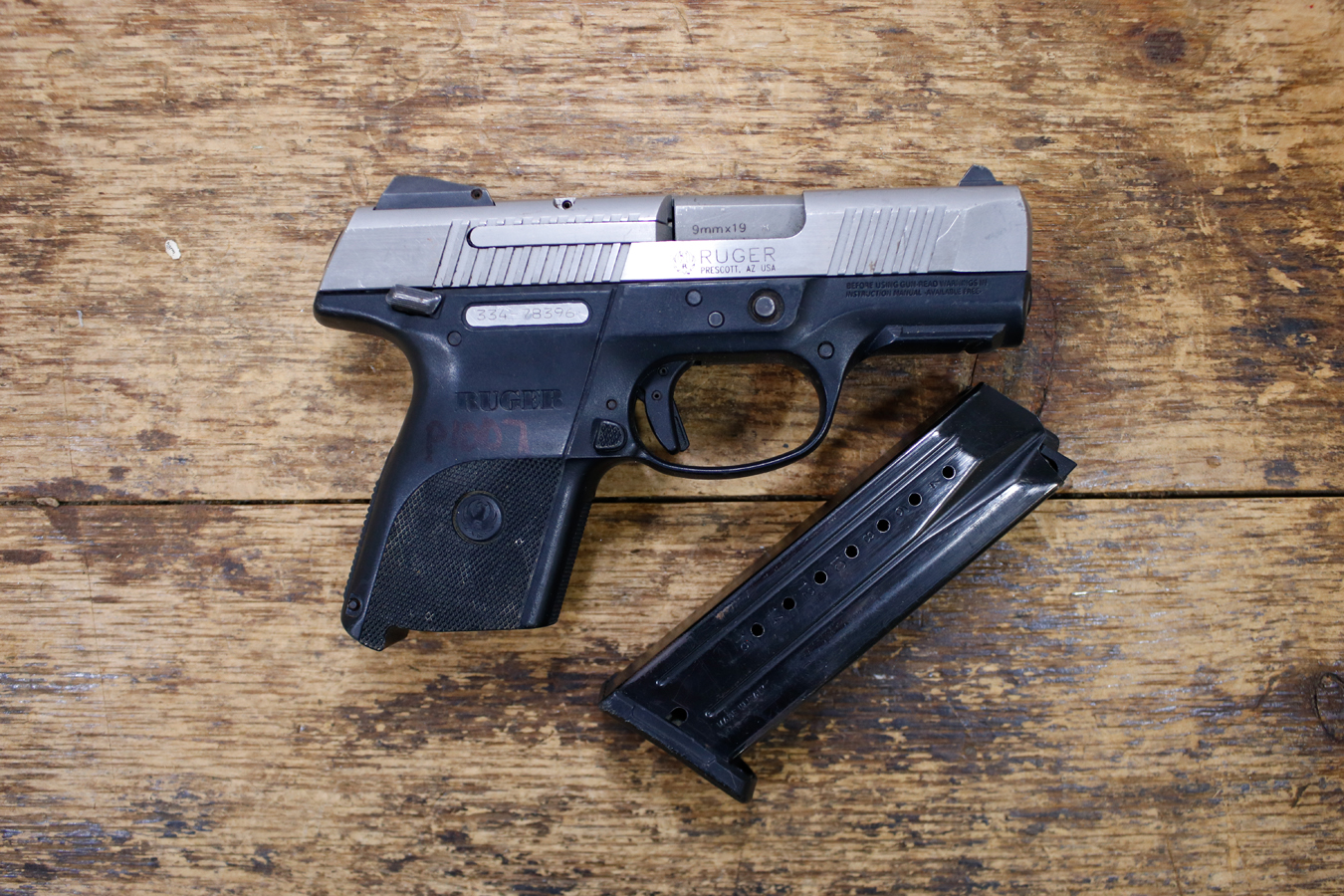 Ruger Sr9c 9mm Police Trade In Pistol With Stainless Slide Sportsman