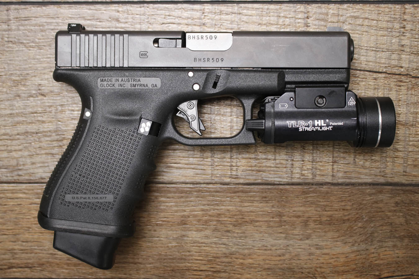 GLOCK 19 Gen 4 9mm Police Trade-In Pistol with Streamlight TLR-1 HL