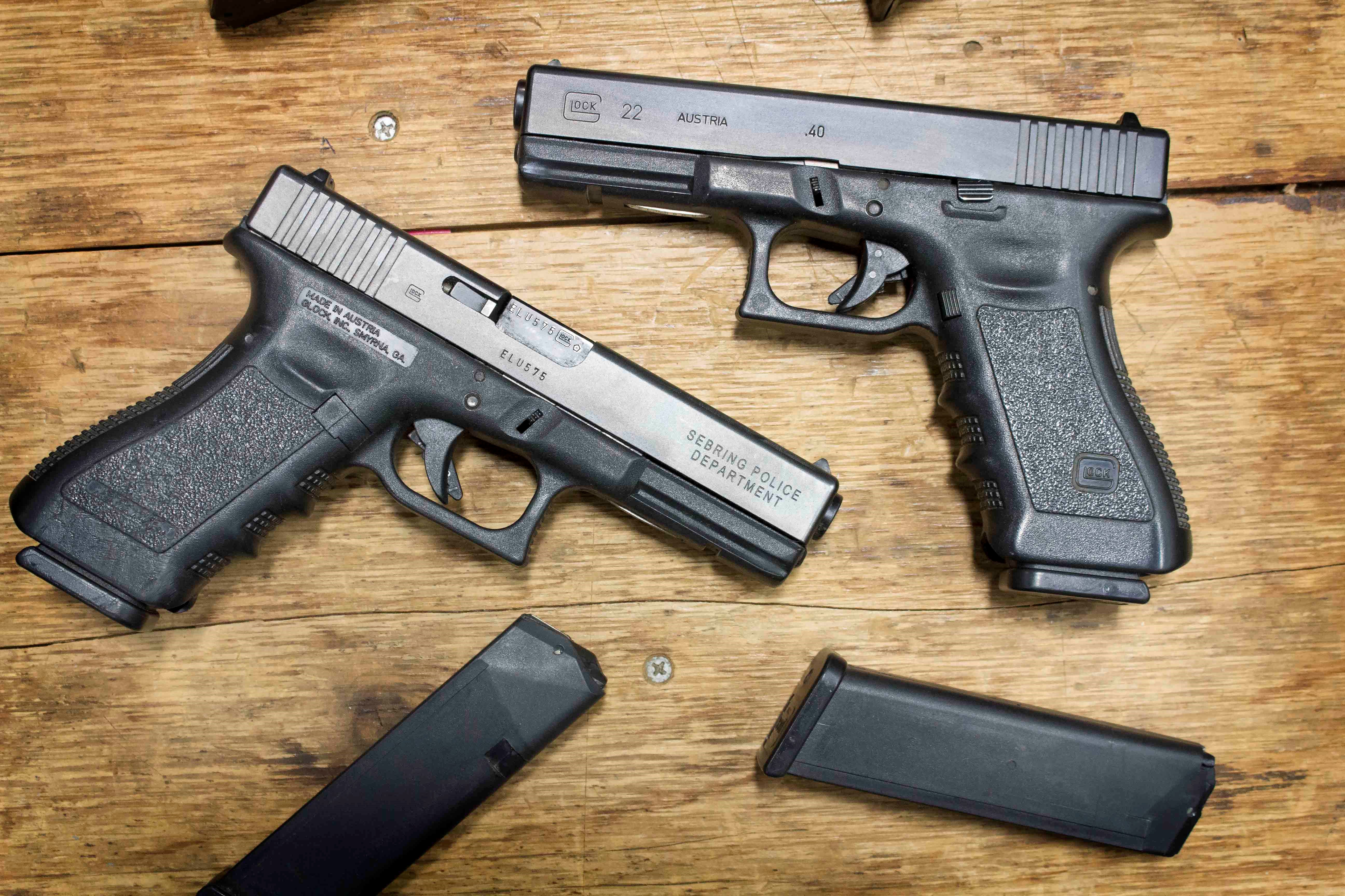 Glock 22 40 S&W Police Trade Pistols with 3 Mags (Gen3) | Sportsman's ...