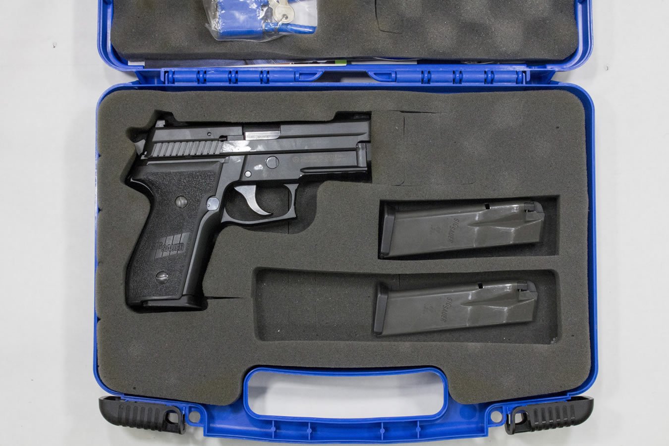 SIG SAUER P229R 40 S&W DA/SA Police Trade-ins with 3 Magazines (Good Condition)